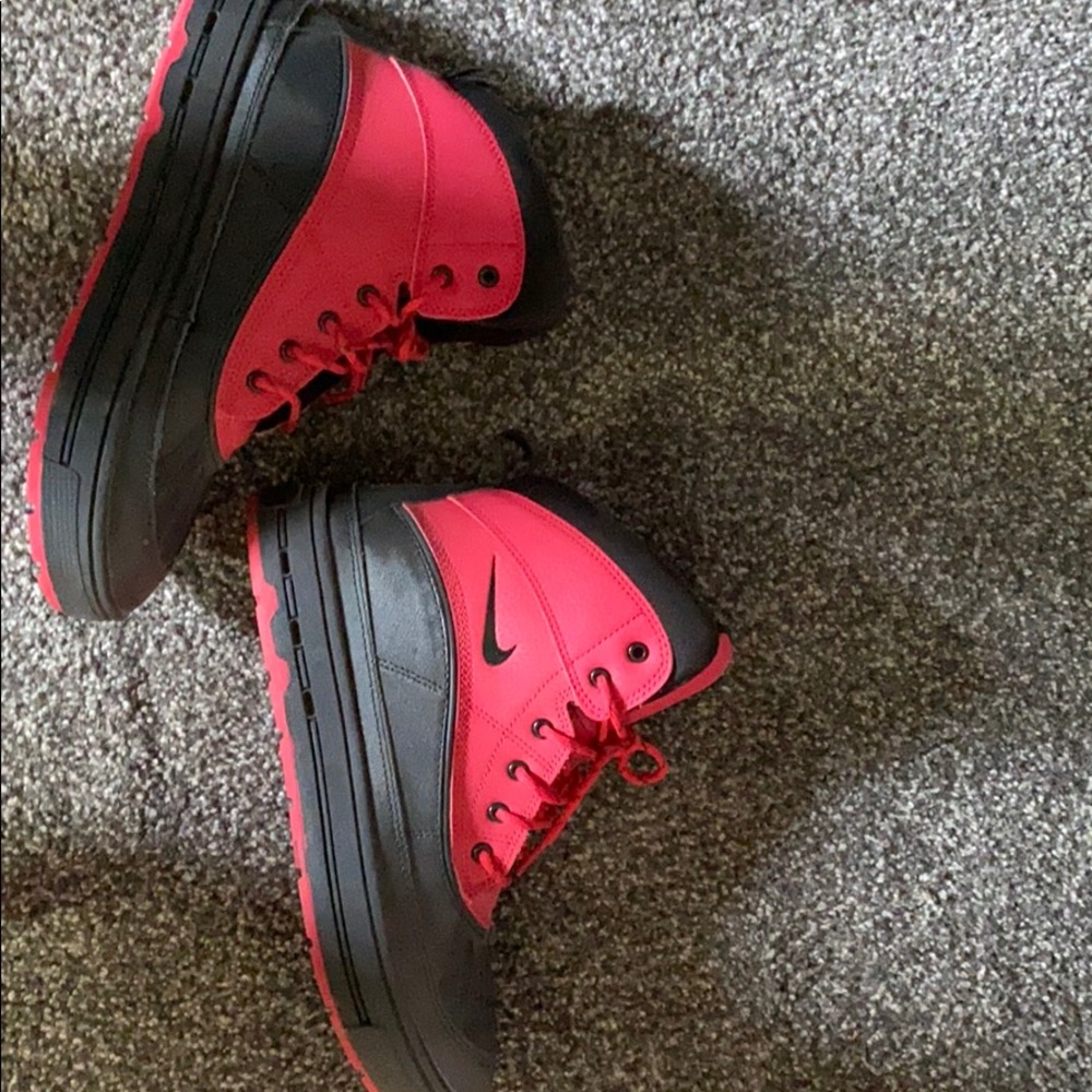 Nike boots